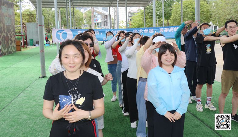 深圳市亲子拓展训练营_深圳室内亲子拓展_深圳拓展公司哪家好-深圳趣团建