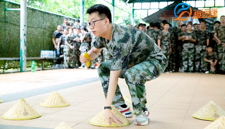 2天凝聚力拓展培训--军事特训营新起点心出发